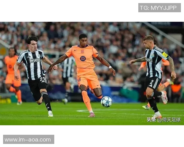 德甲精彩回顾拜仁稳守不失莱比锡轻松取胜药厂逆转法兰克福